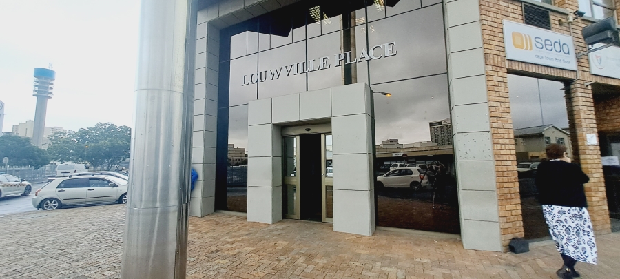 To Let commercial Property for Rent in Oakdale Western Cape